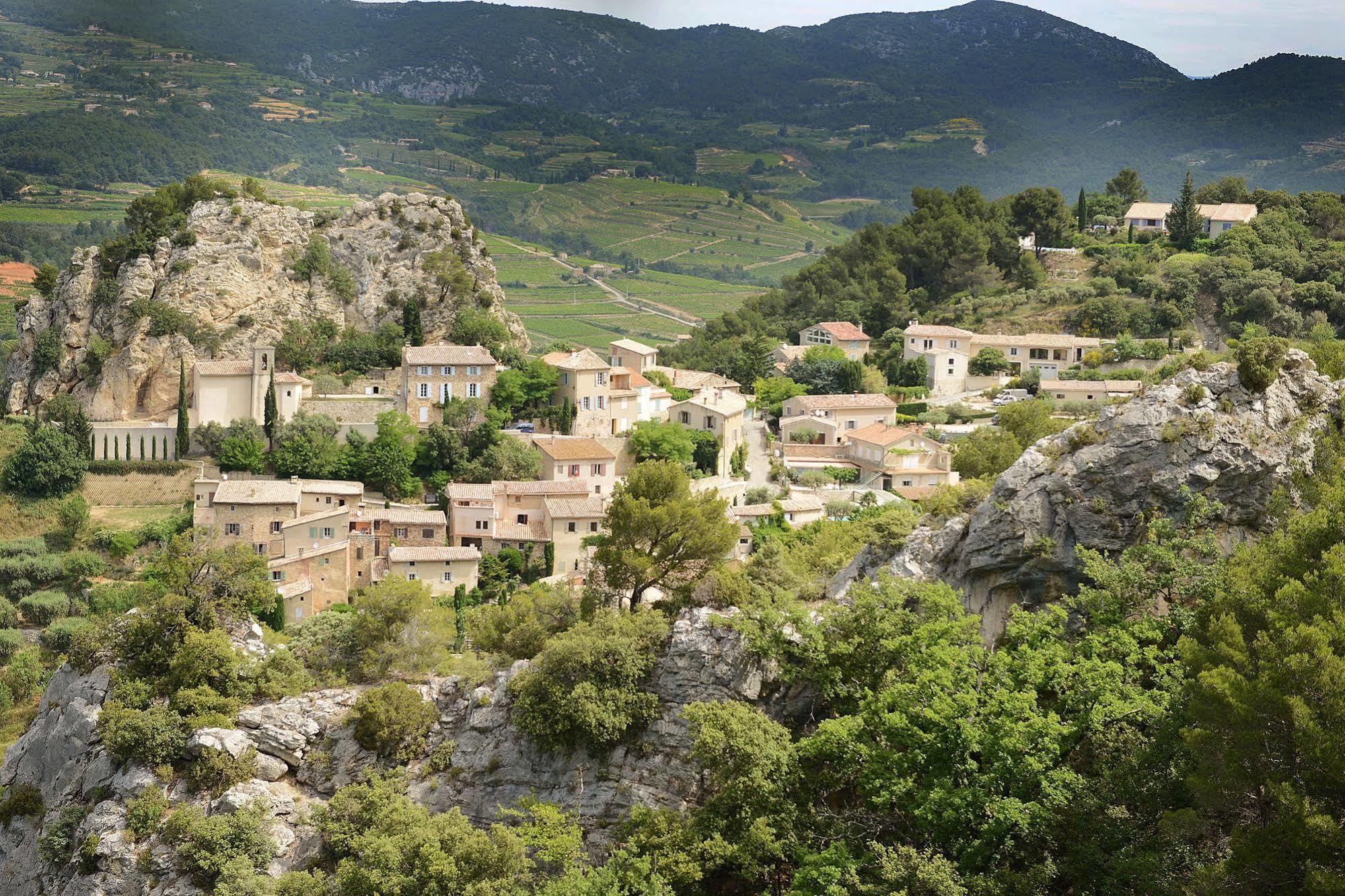 Bed and Breakfast Mas De Carabelle La Roque-Alric Экстерьер фото